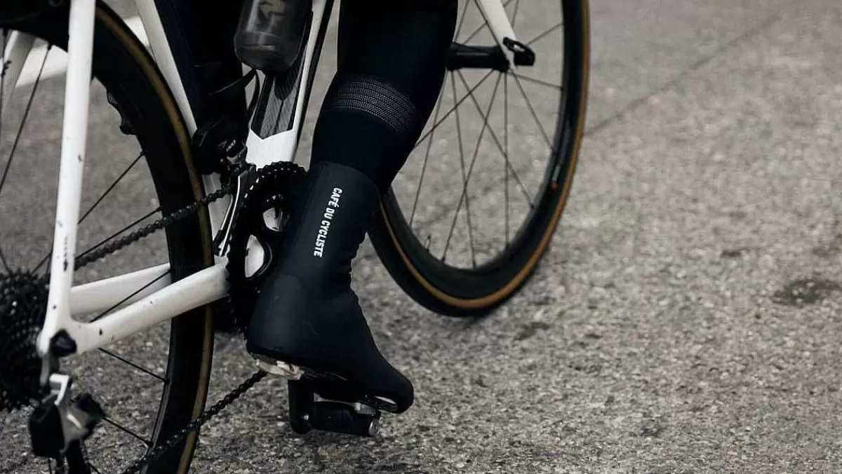 Online Cafe Du Cycliste Mid Season Shoe Cover Black