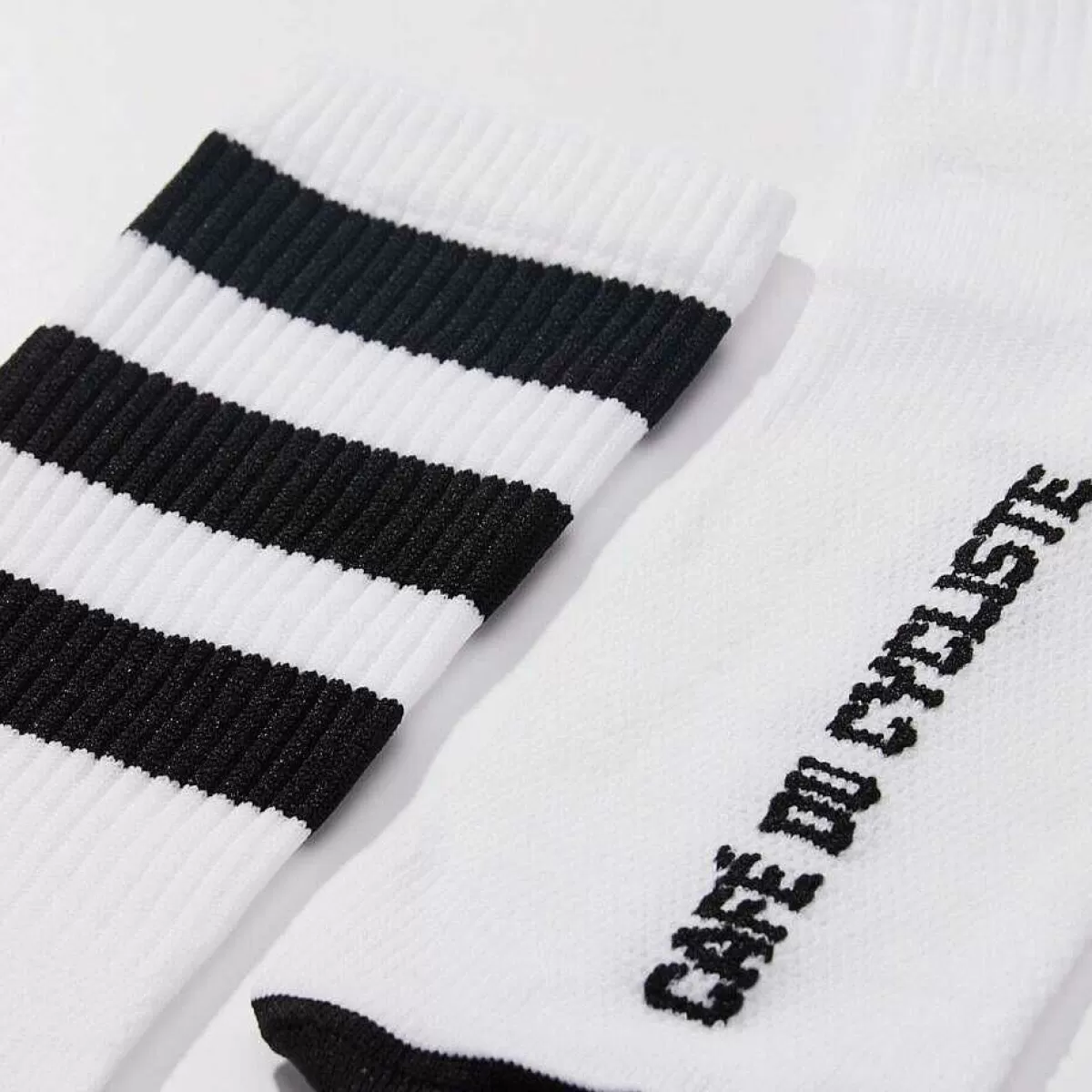 Shop Cafe Du Cycliste Skate Socks Black & Black