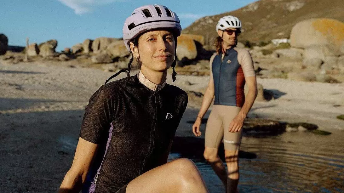 New Cafe Du Cycliste Womens Annette Jersey Black Amethyste